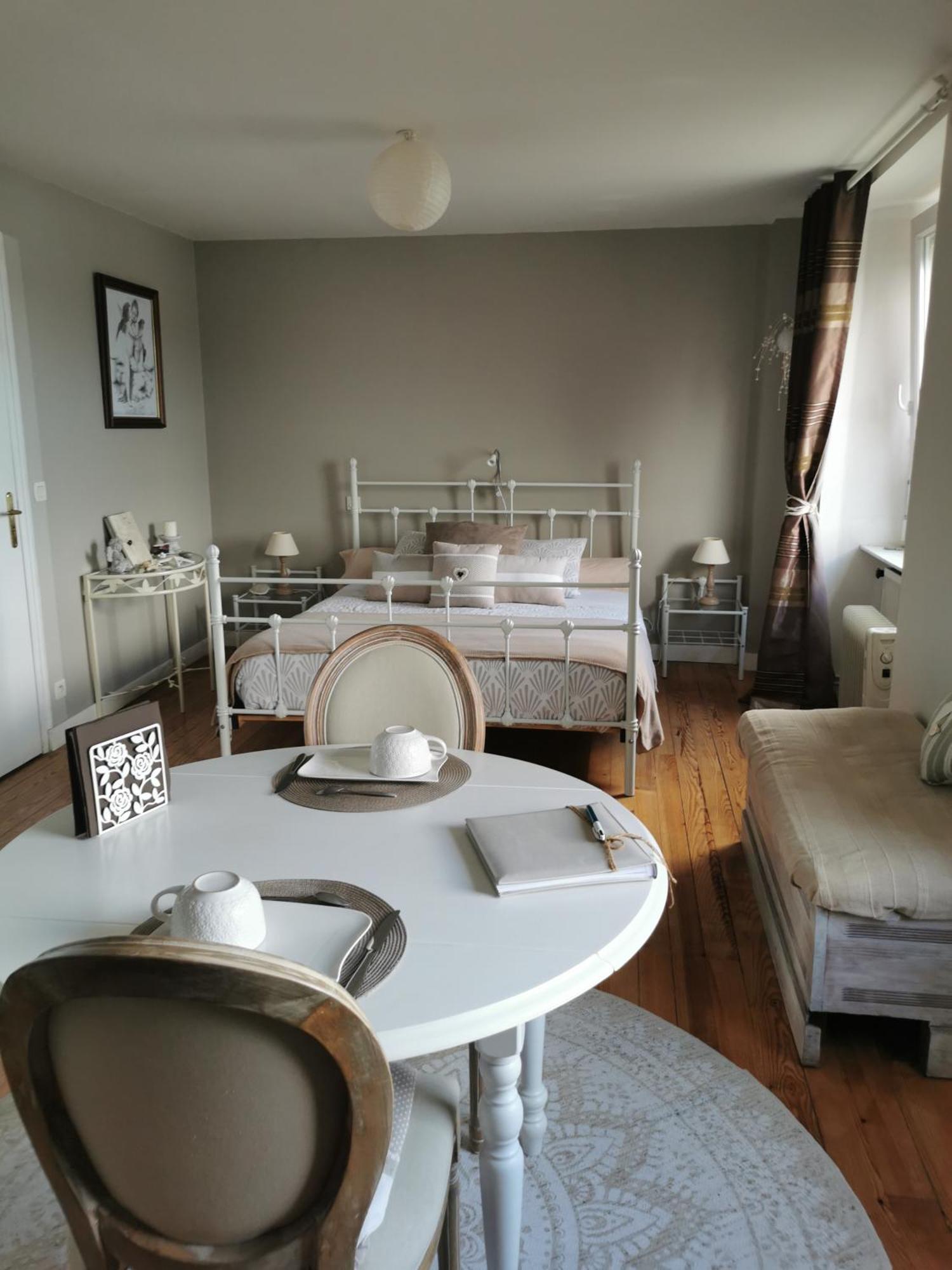 Chambres D'Hotes Vue Mer Entre Plestin Les Greves Et Locquirec ห้อง รูปภาพ